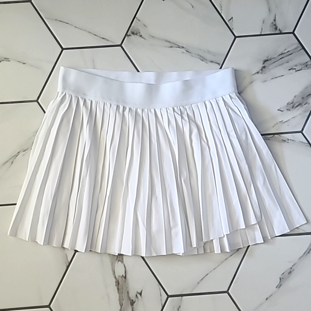TNA action skort